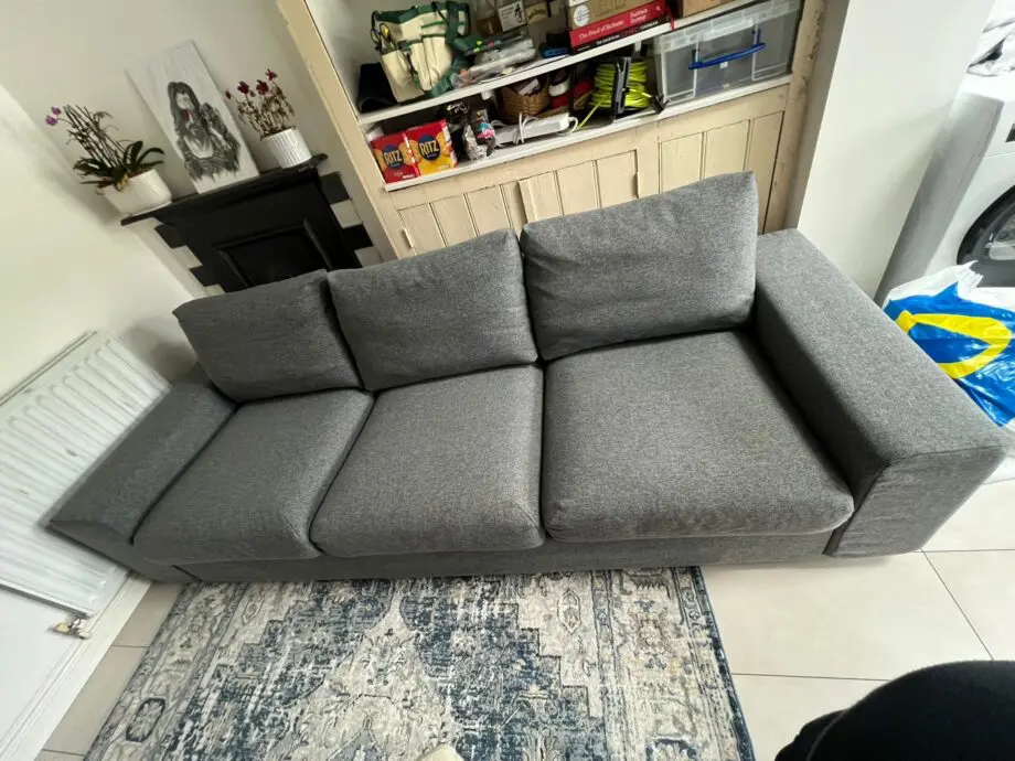 4-seater sofa with chaise lounge (storage)
