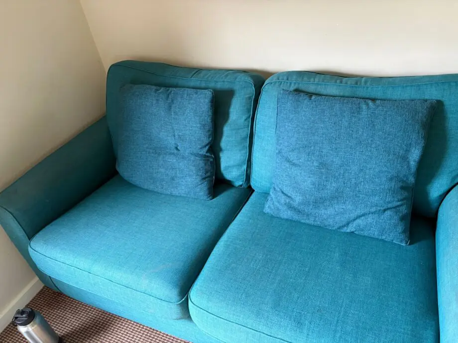 This has had 2 previous owners. First owner hadn’t used it, it’s been kept in good condition. The sofa is soft blue, it provides comfort and uplifts the room.