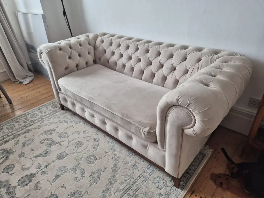 SLF BIEGE 2 seater chesterfield sofa