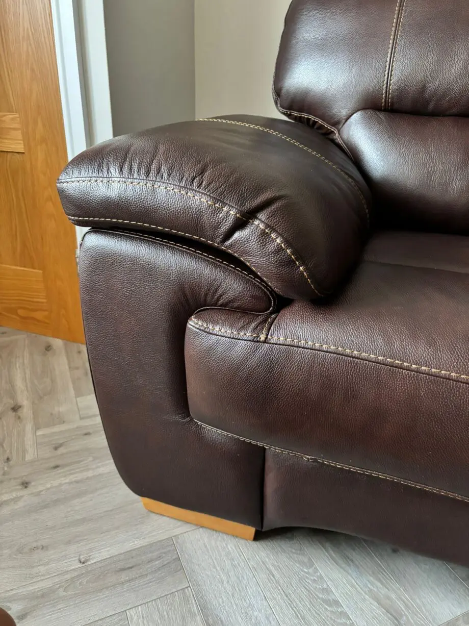 2x Oakfurnitureland two tone Brown Leather 2 seater sofas