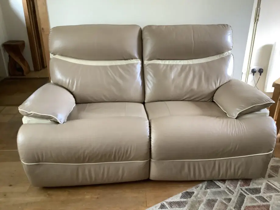 Lay-Z-Boy recliner sofa and chair