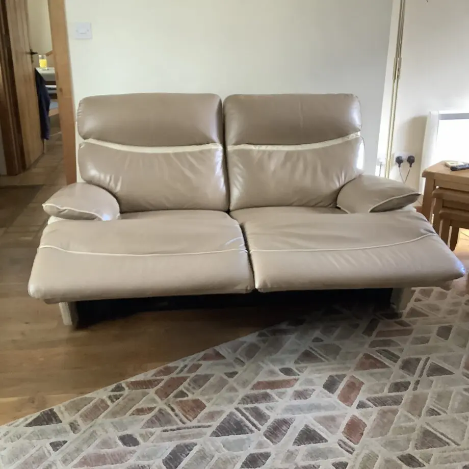 Lay-Z-Boy recliner sofa and chair