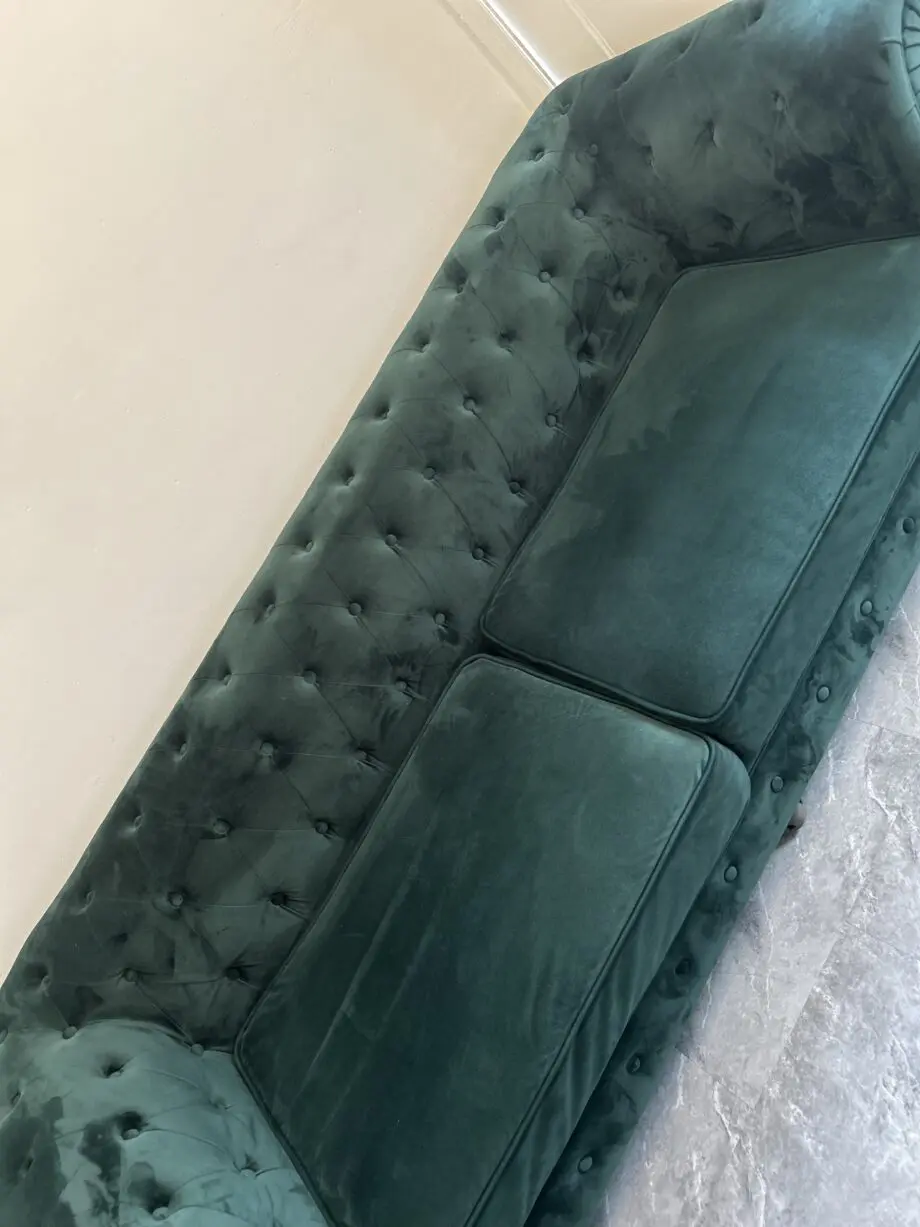Home detail Chesterfield green sofa