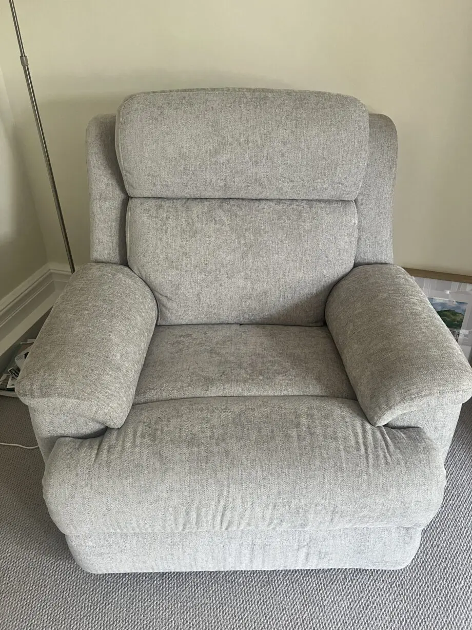 Sofology Cosy-Chenille Silver Gracie Chair