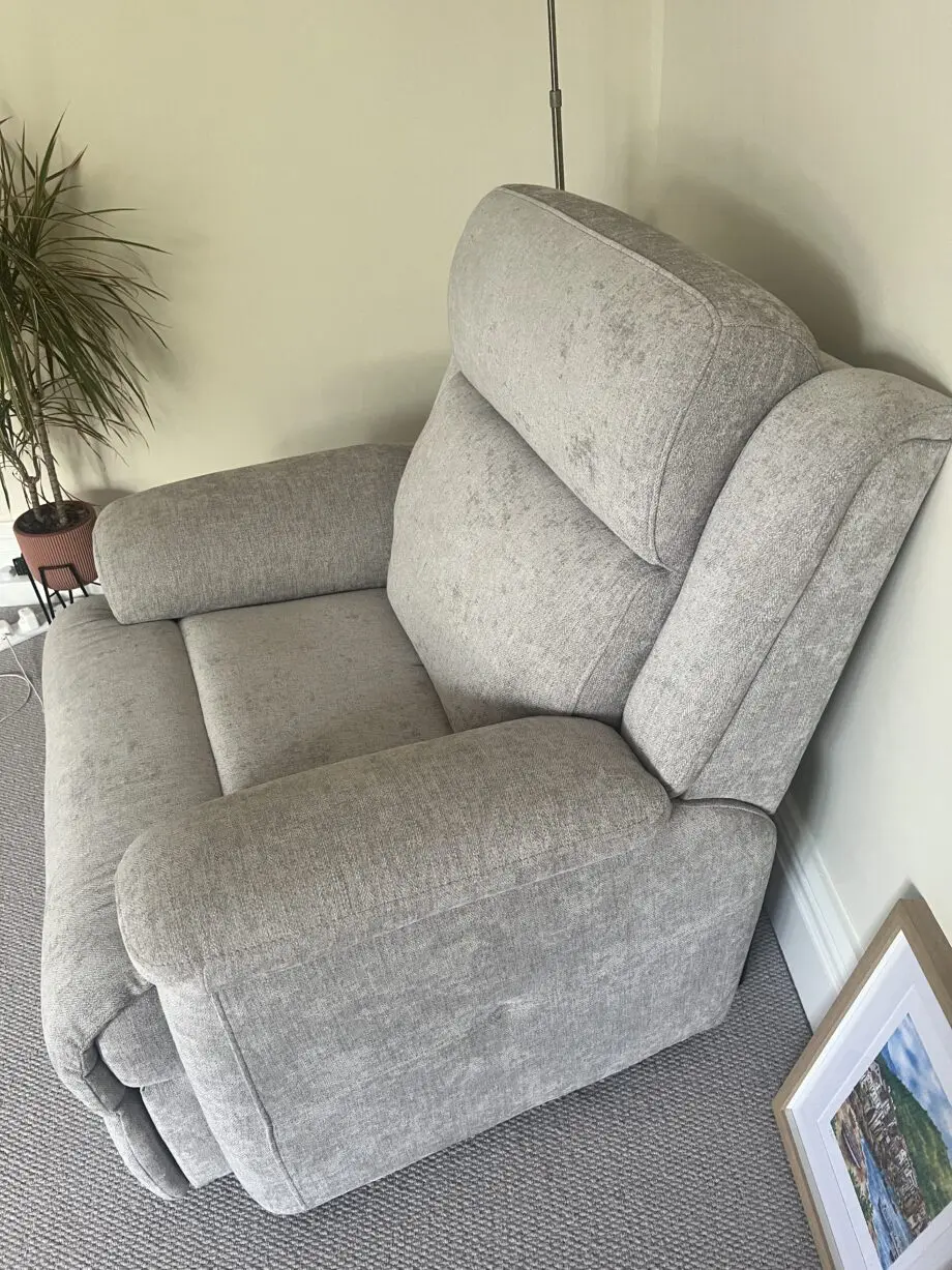 Sofology Cosy-Chenille Silver Gracie Chair