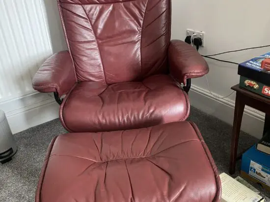 Ekorness Leather Reclining chair with footstool