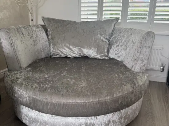 Dfs b Bethany Large Swivel Chair