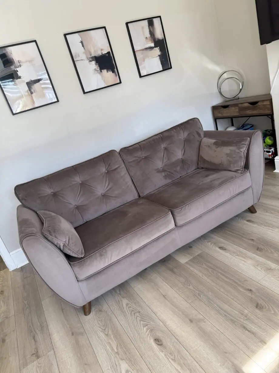 Living Hoxton compact sofas
