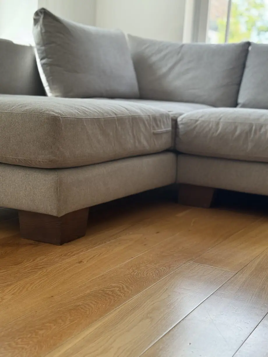 Corner Sofa, great condition, light grey colour, built to last