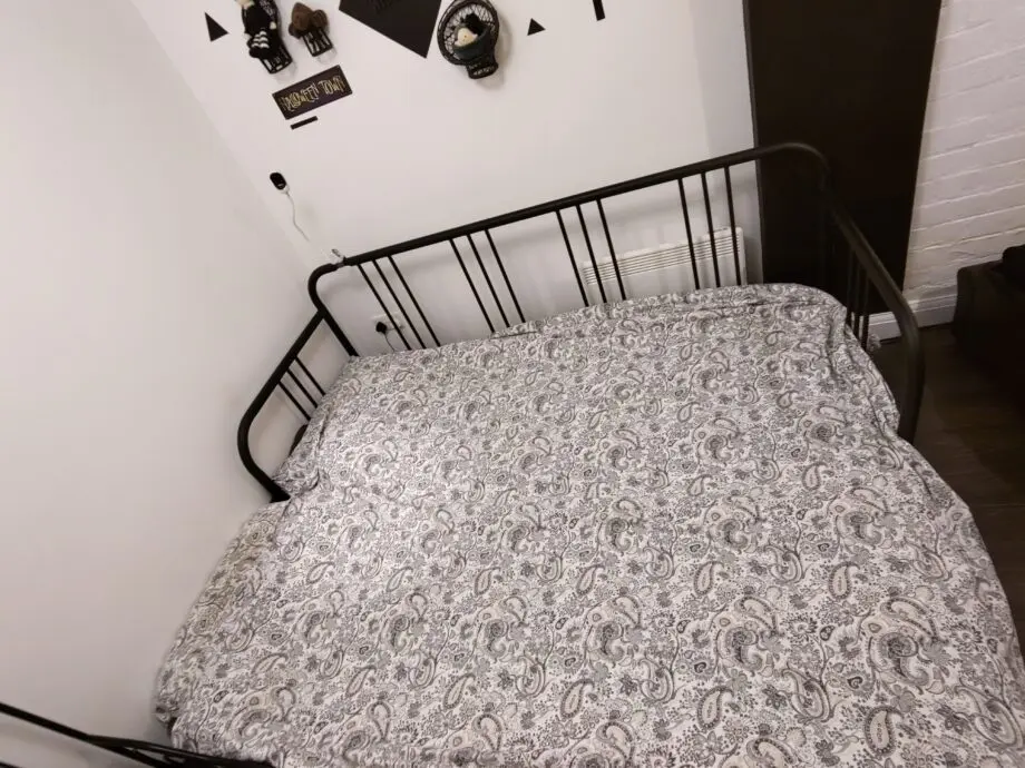 IKEA Fyresdal Day Bed w/ Vannareid Mattresses