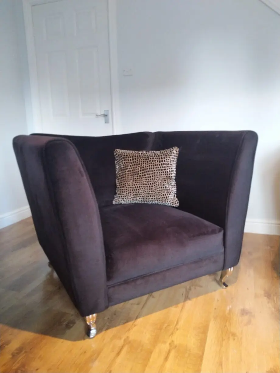 Dfs Black Sofa Set
