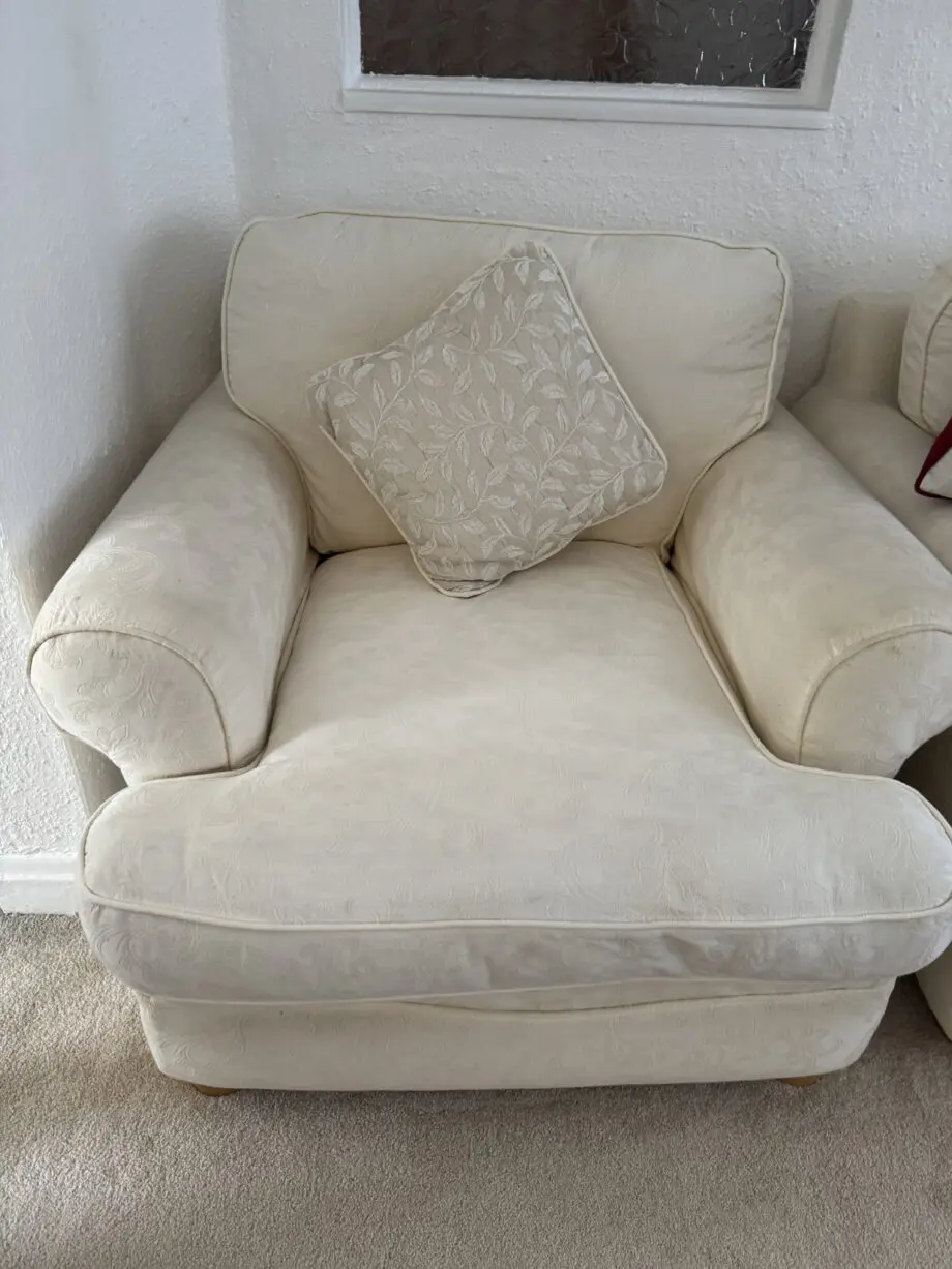 Dfs 3 piece suite in cream.