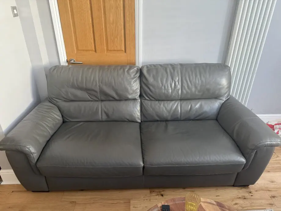 Leather sofa set