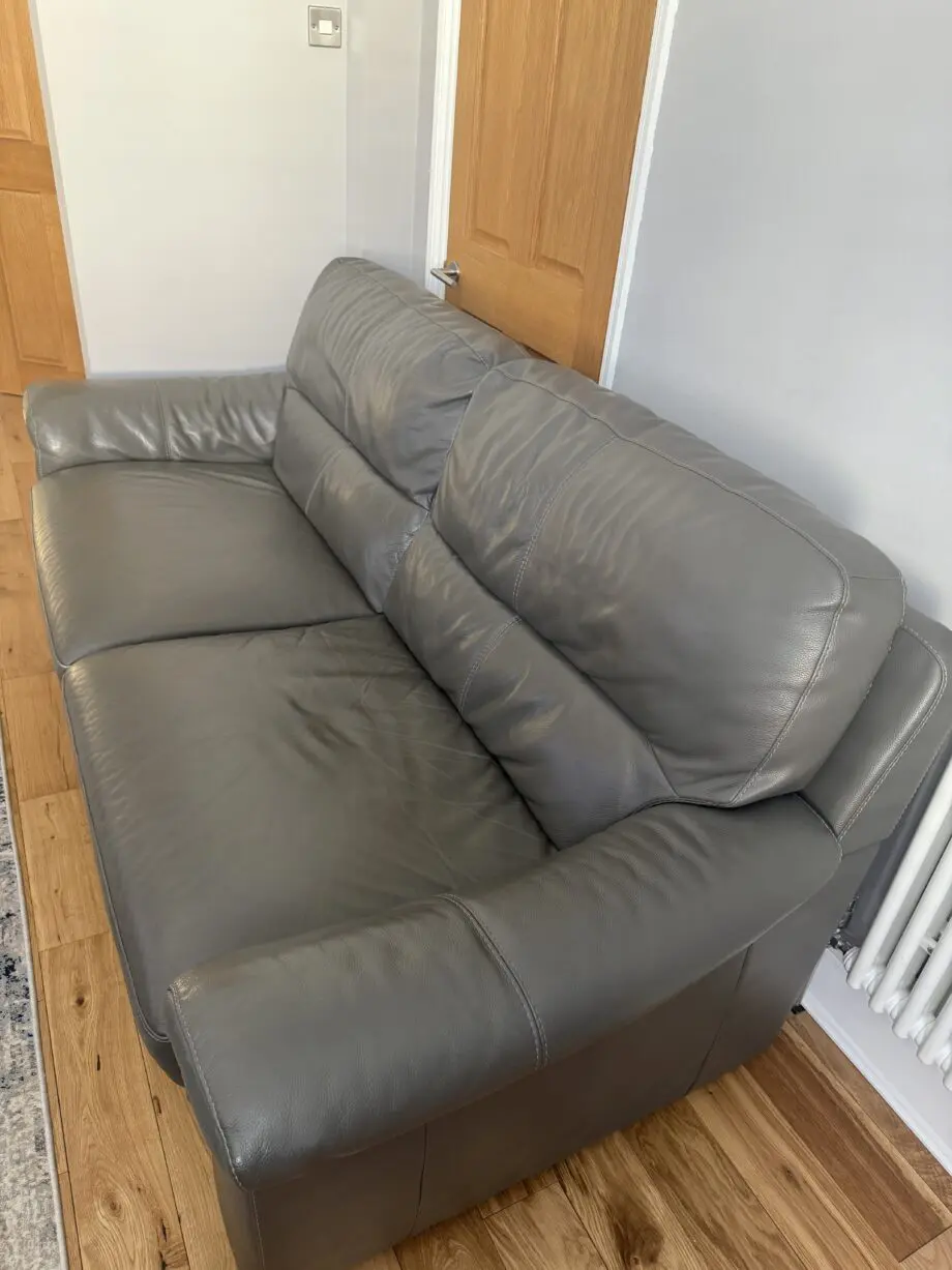 Leather sofa set