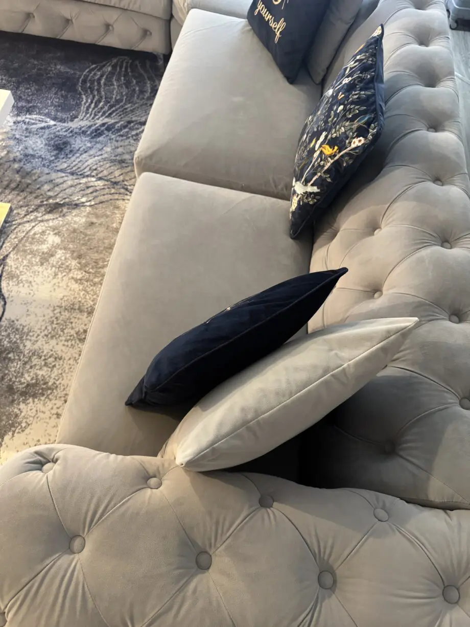 Luxury OAK&MORE Corner Sofa – Light Grey Plush Velvet