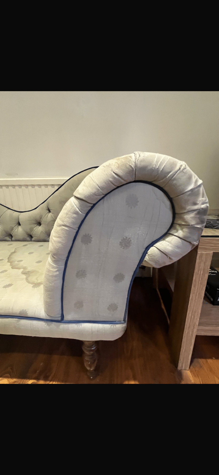 Antique chaise sofa