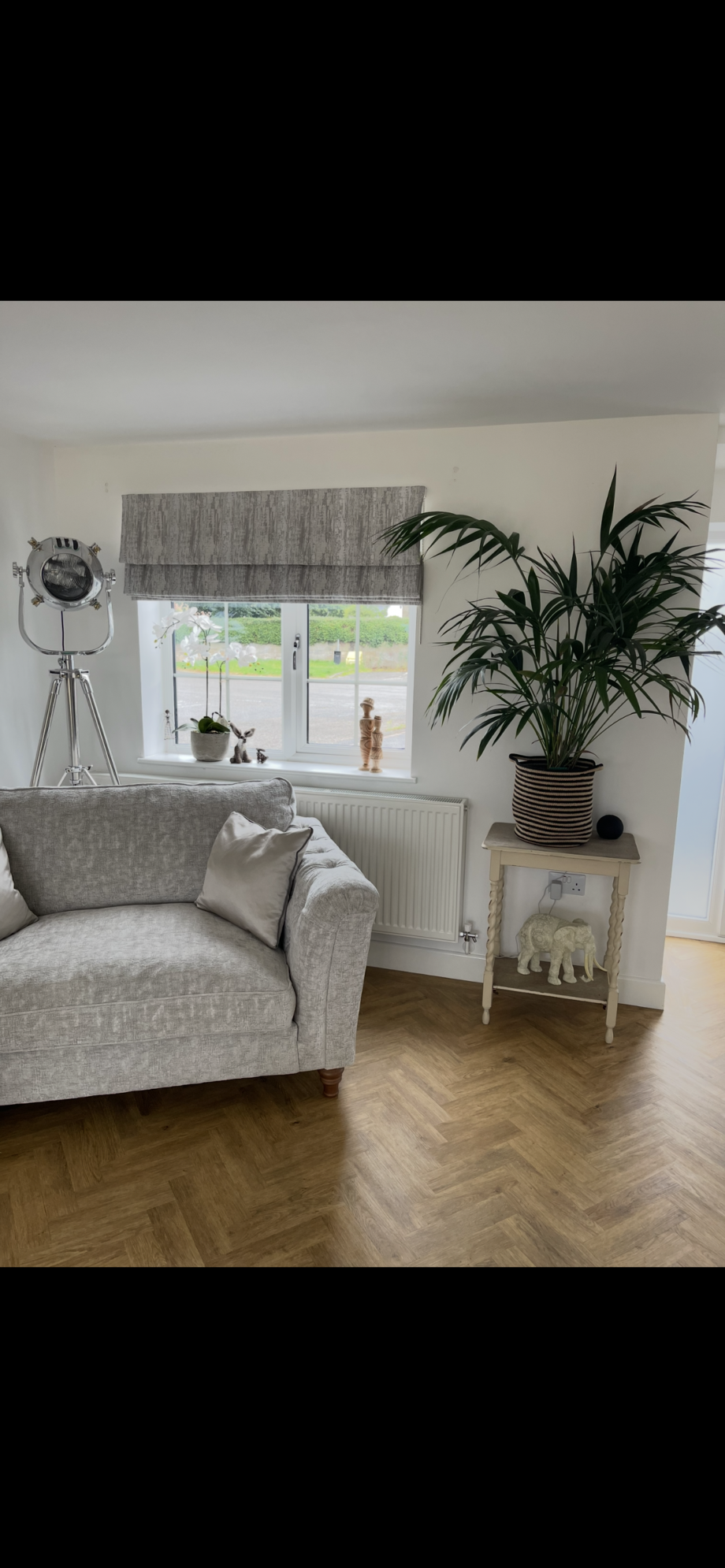 Silver grey 4 + 2 seater sofas