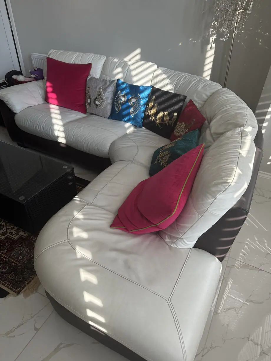 Stunning as good as new large corner sofa
