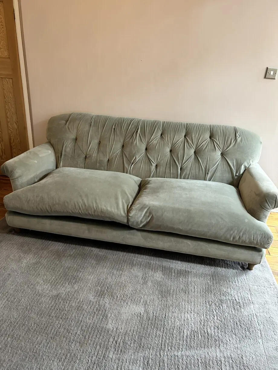 Loaf velvet sofa