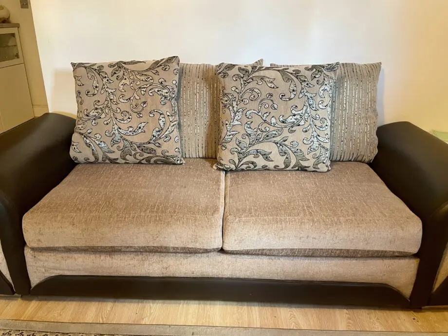 Beige/Brown 3+2 sofa set