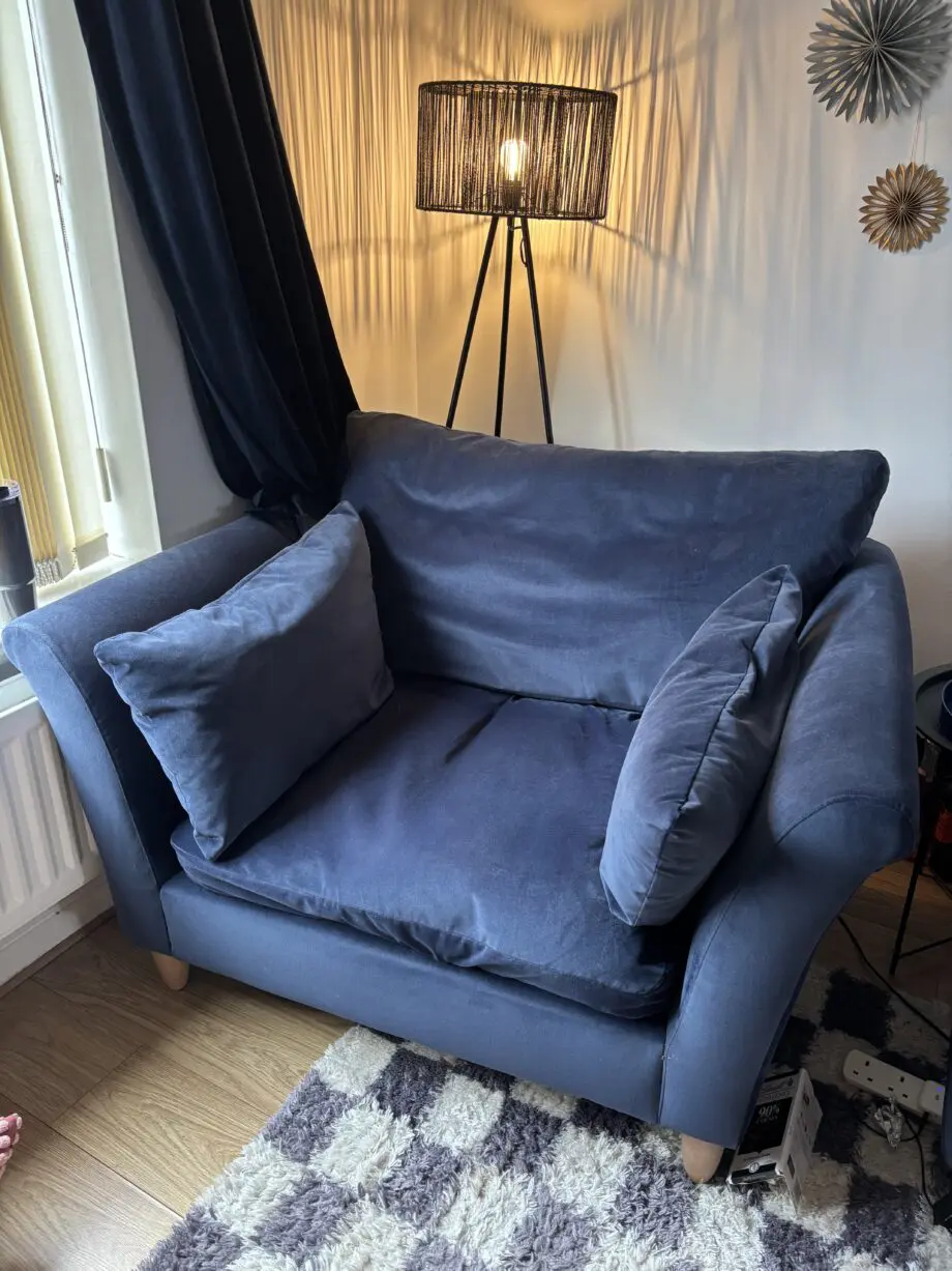 M&S Scarlett Loveseat in Navy.