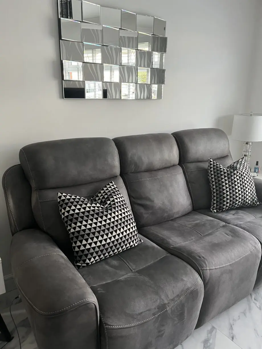 2 and 3 seater recliner sofas