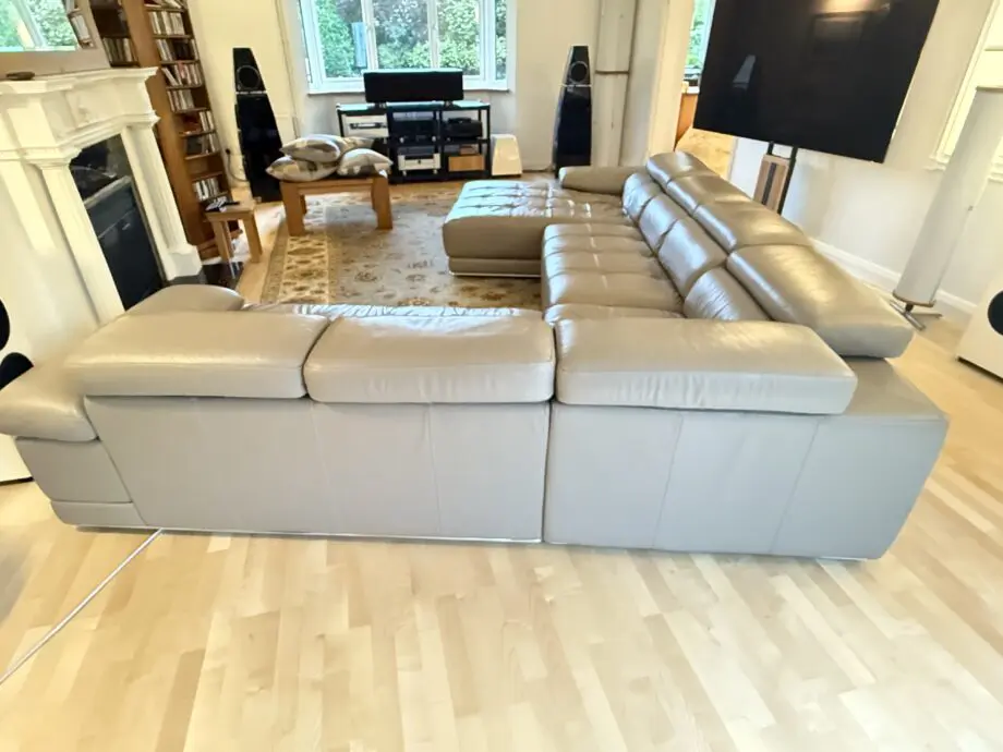 ‘Italia Living’ Leather modular U-shape 5-seater corner sofa with Chaise Longue