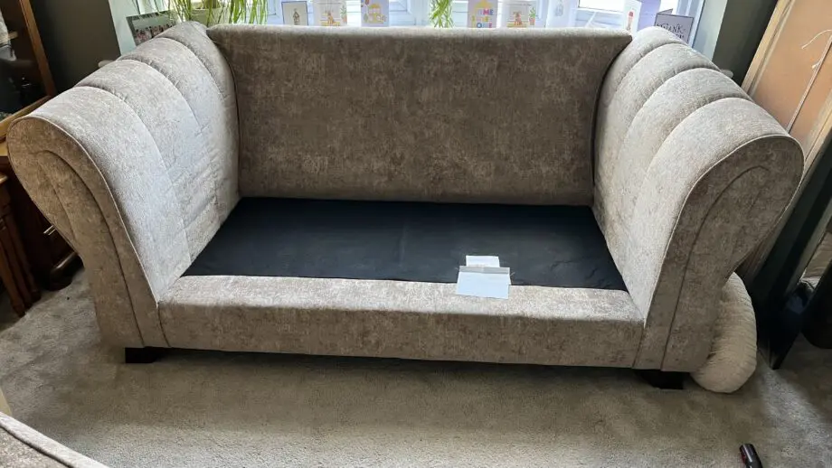 Elegant super comfortable good as new