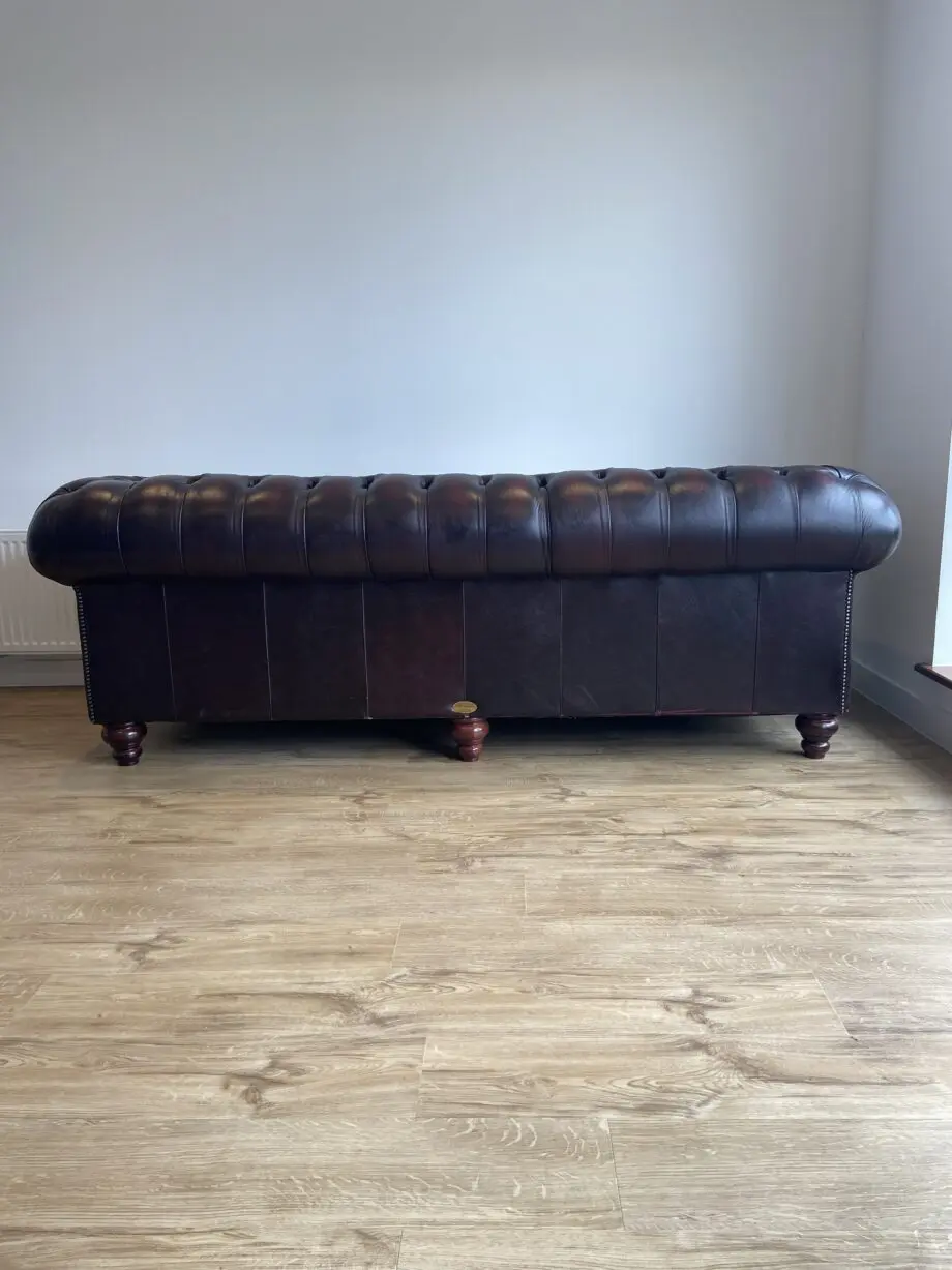 Hampton Chesterfield, Vintage Ox Blood, 3 seater