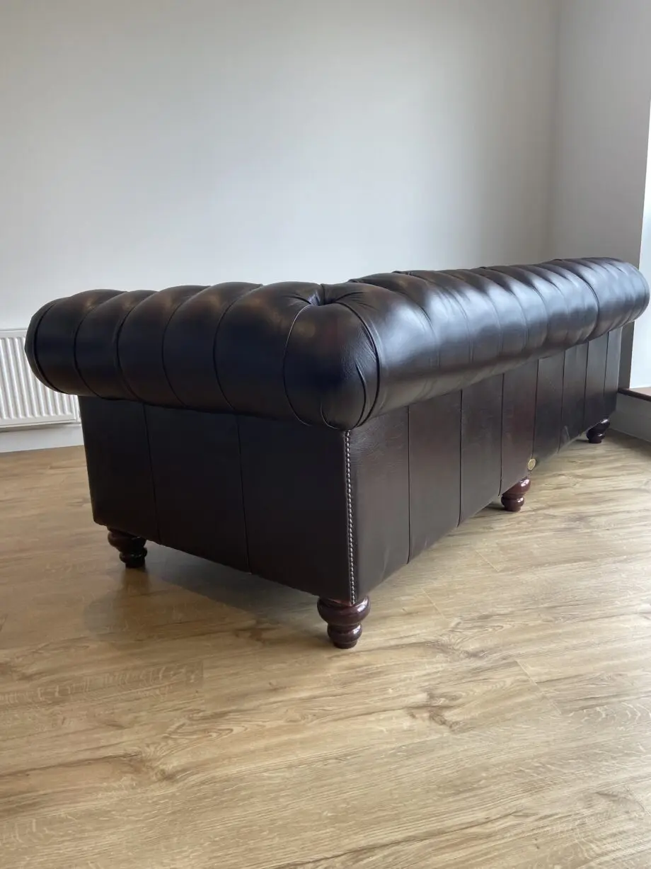 Hampton Chesterfield, Vintage Ox Blood, 3 seater