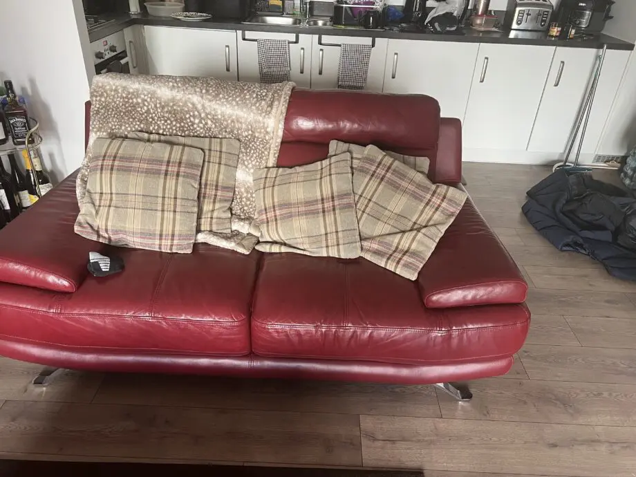 DFS 3+2 sofa - Red