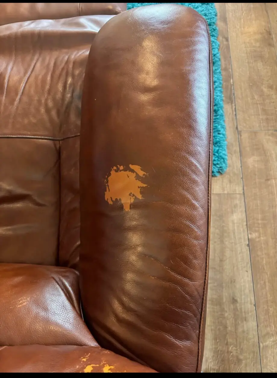 LaZyBoy genuine leather corner sofa with electric recliners
