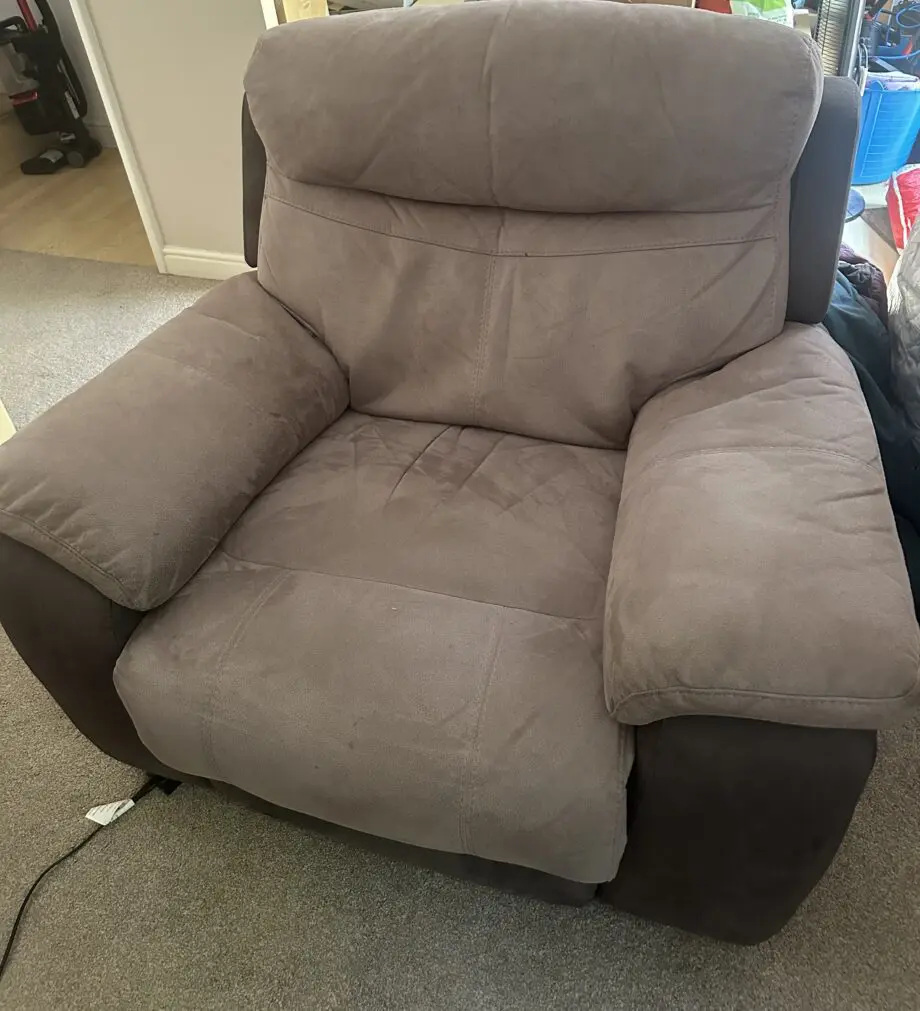 DFS electric recliner