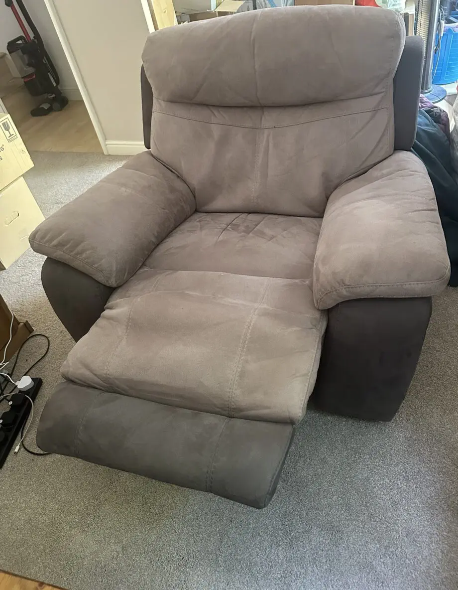 DFS electric recliner