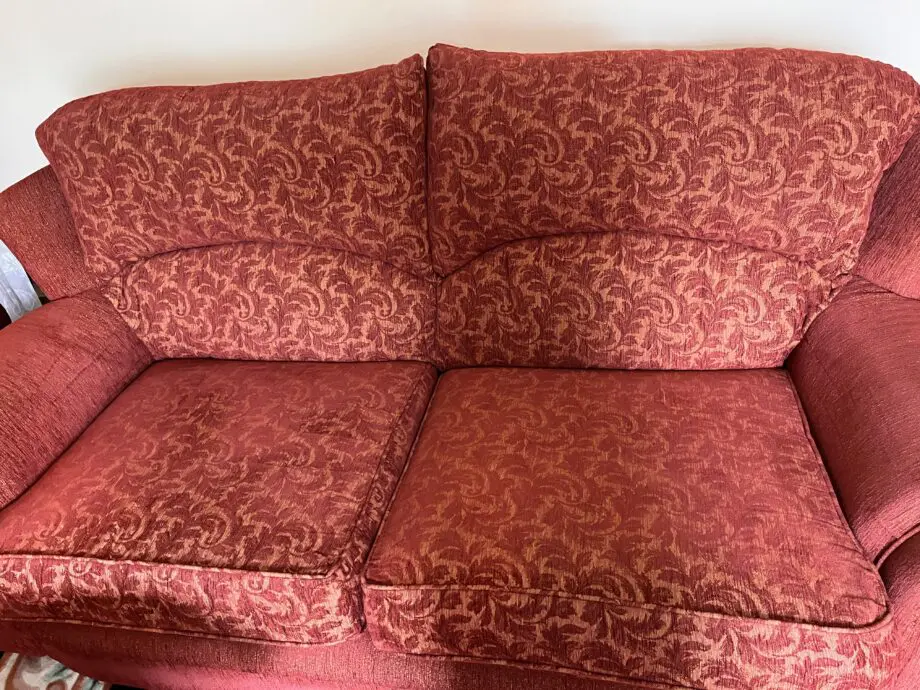 Stylish Living Room Set – Deep Red Sofa & Chairs, Great Condition