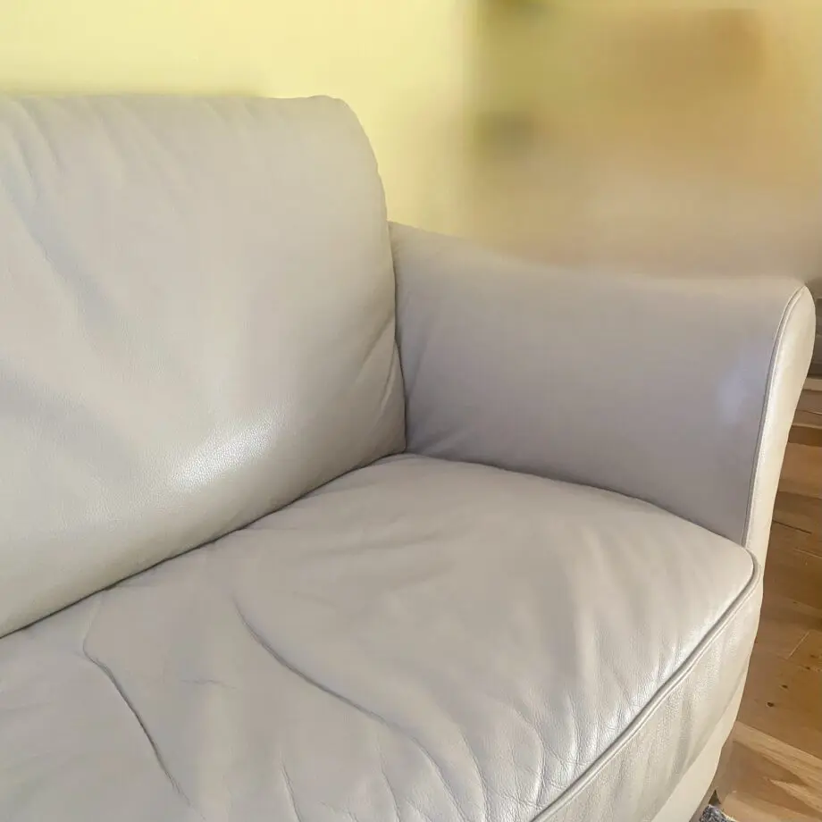 Quality leather and solid wood 3 seater cream sofa