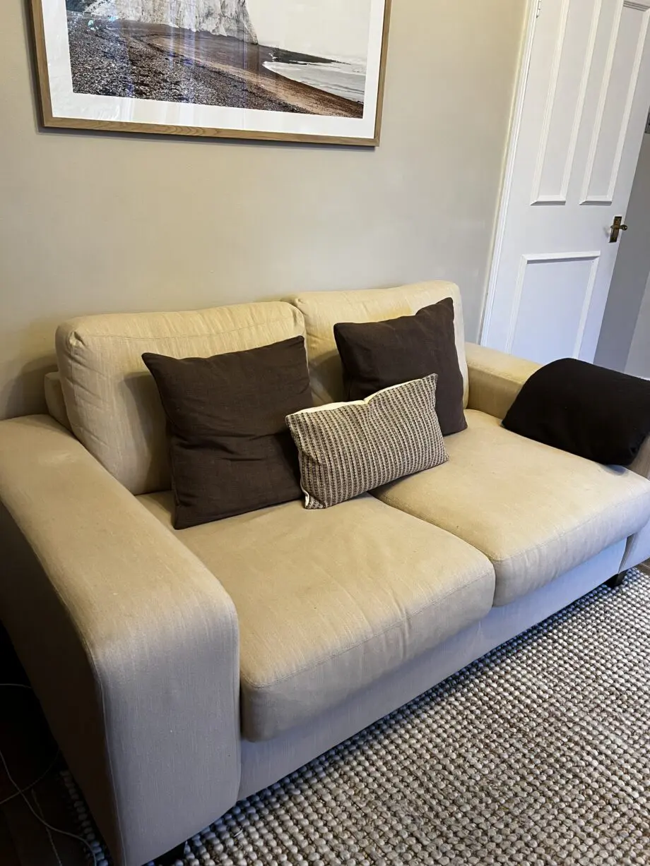 Custom Darlings of Chelsea Kingly 2.5 Seater Sofa in Candleglow