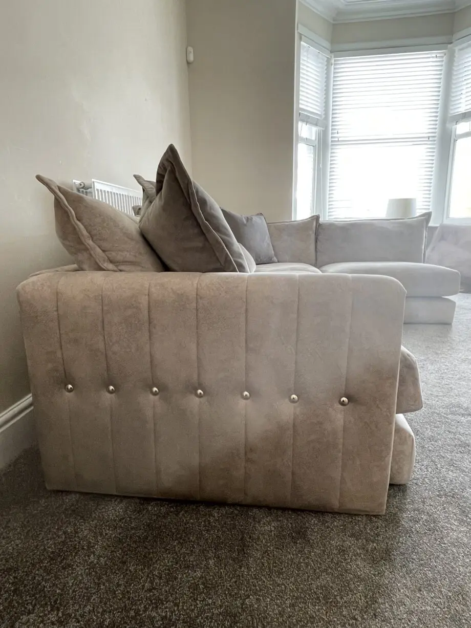DFS Devine platinum excellent condition