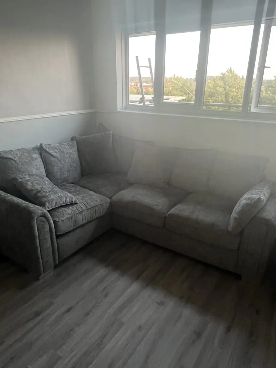 Grey sofa in Great condition