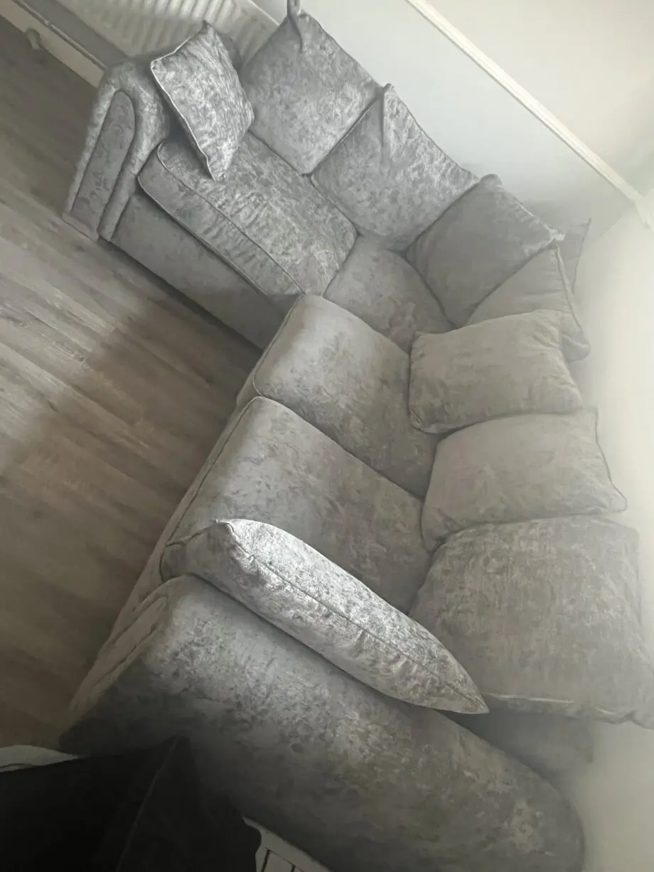 Grey sofa in Great condition