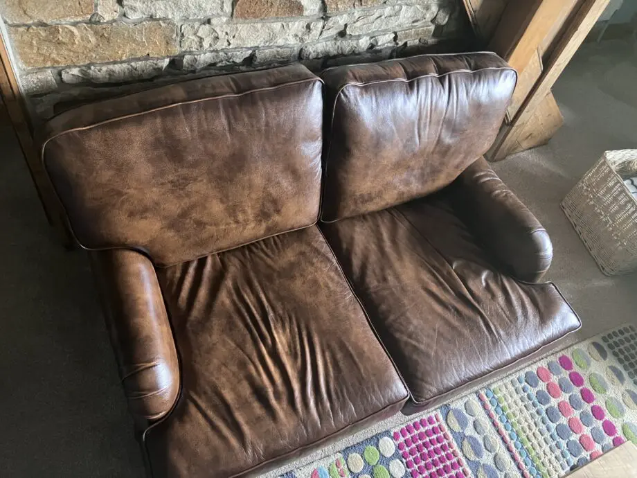 Beautiful Vintage Brown Leather Sofa Cost £1600 11 Months Old
