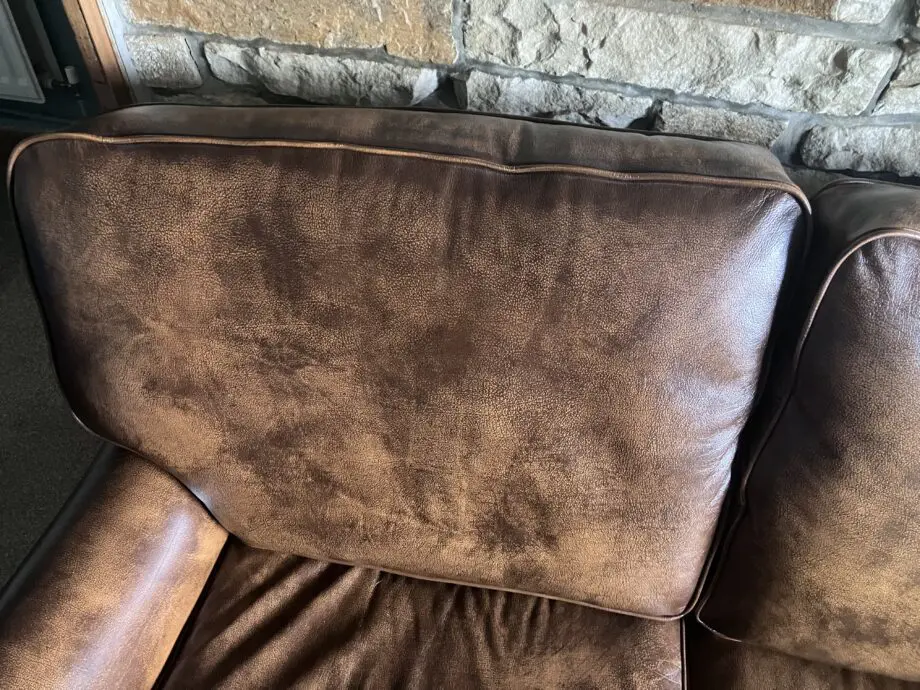 Beautiful Vintage Brown Leather Sofa Cost £1600 11 Months Old