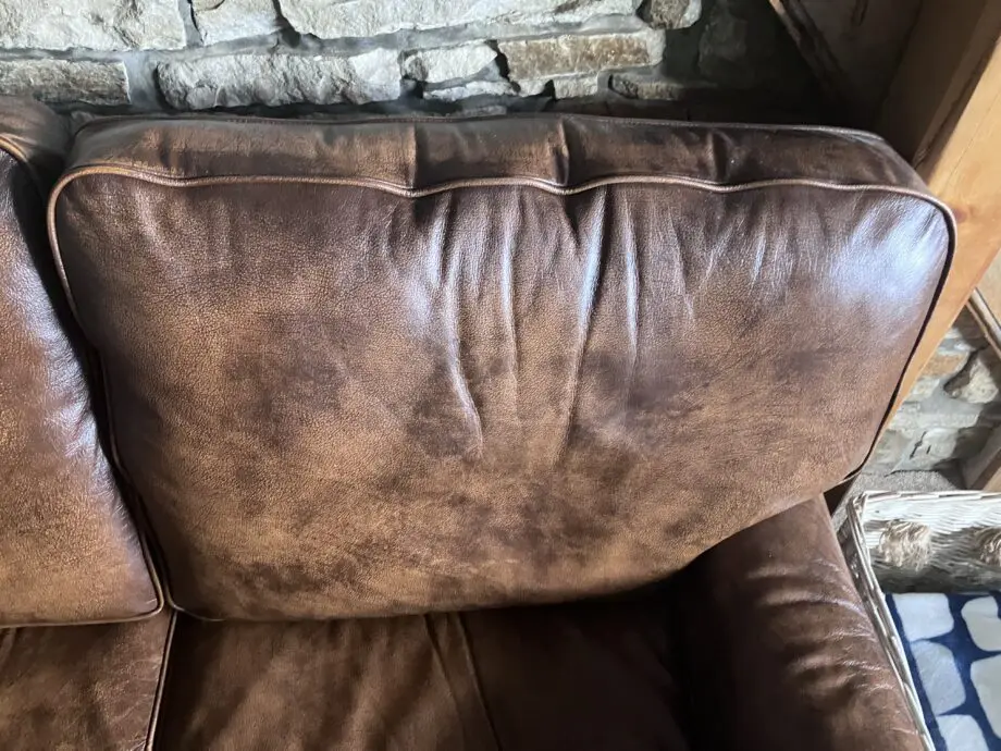 Beautiful Vintage Brown Leather Sofa Cost £1600 11 Months Old