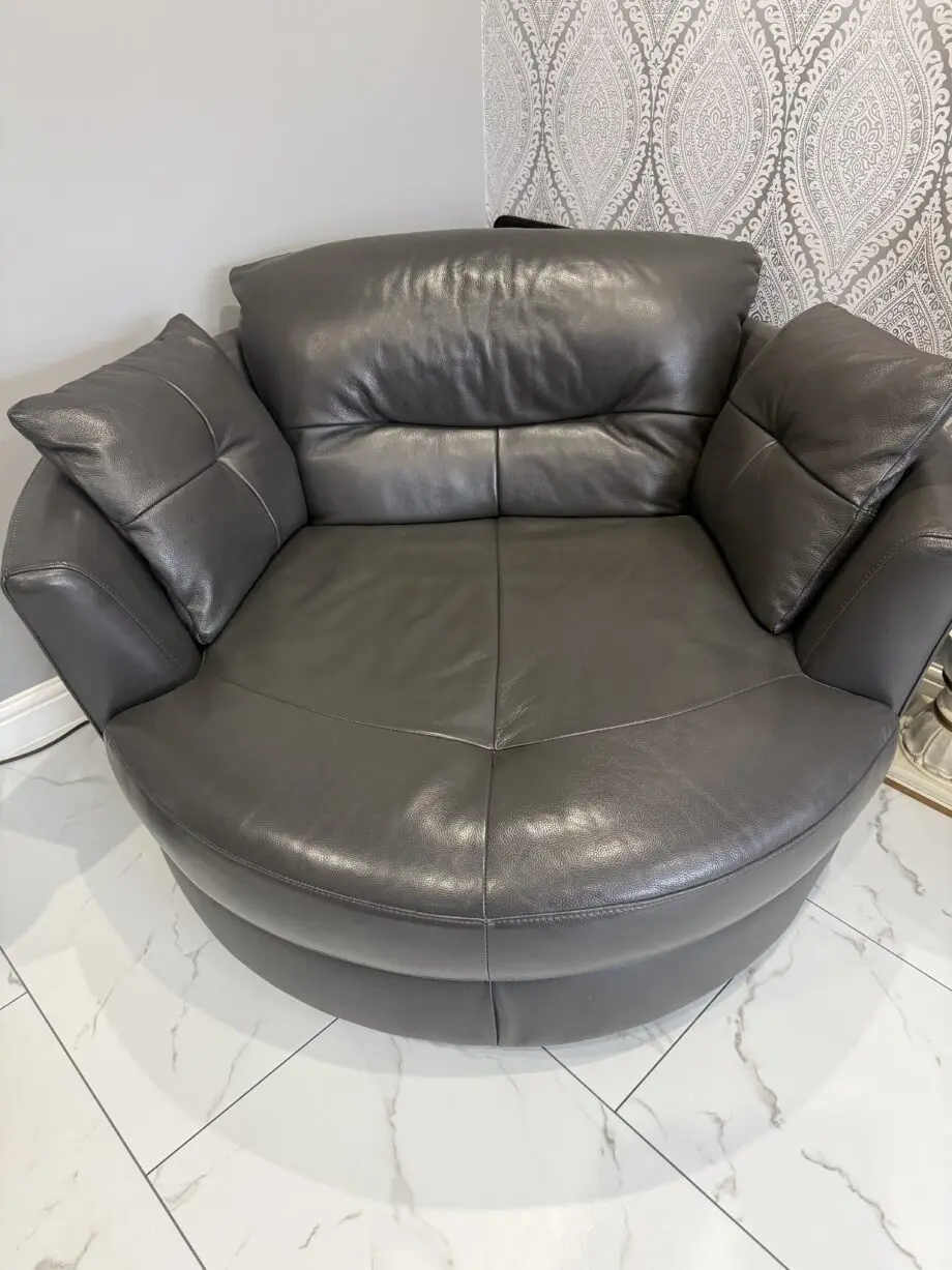 Swivel chair dfs leather