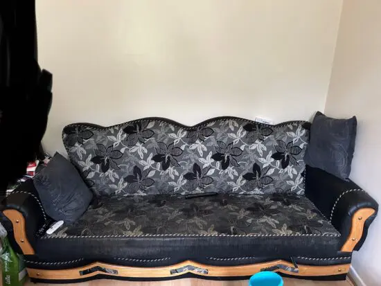 Black flower settee