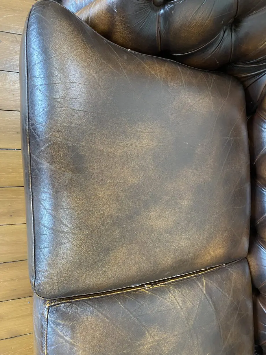 Chesterfield sofa - Thomas Lloyd