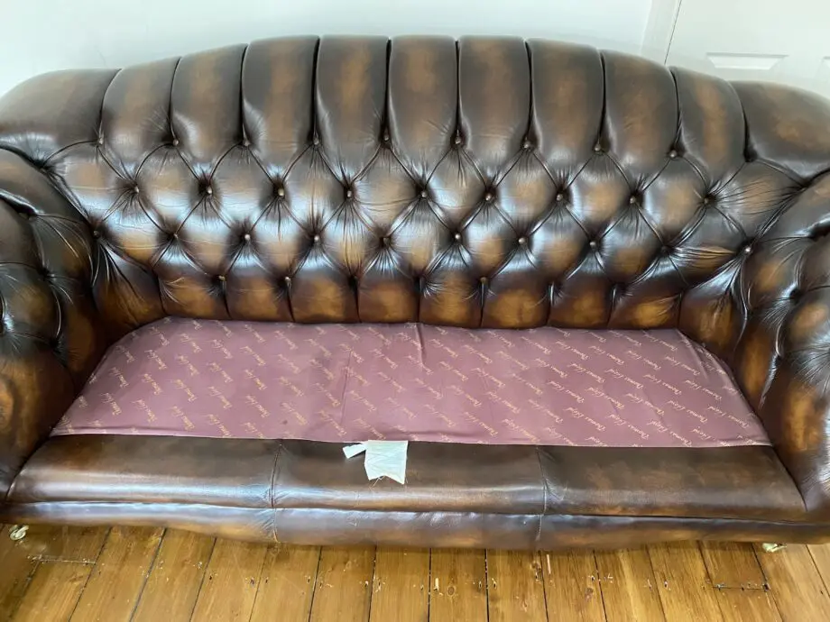 Chesterfield sofa - Thomas Lloyd