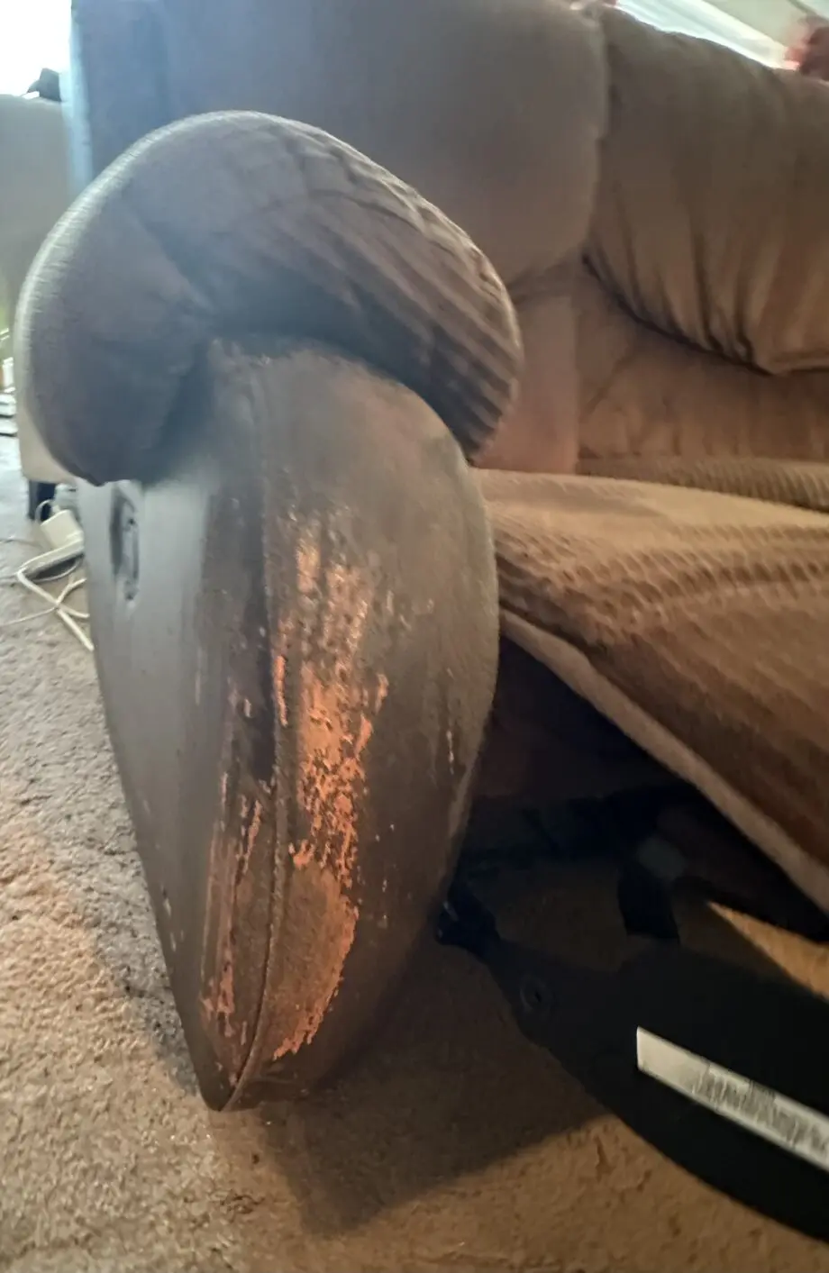 Harveys 5 seat corner sofa including 2 recliner seats