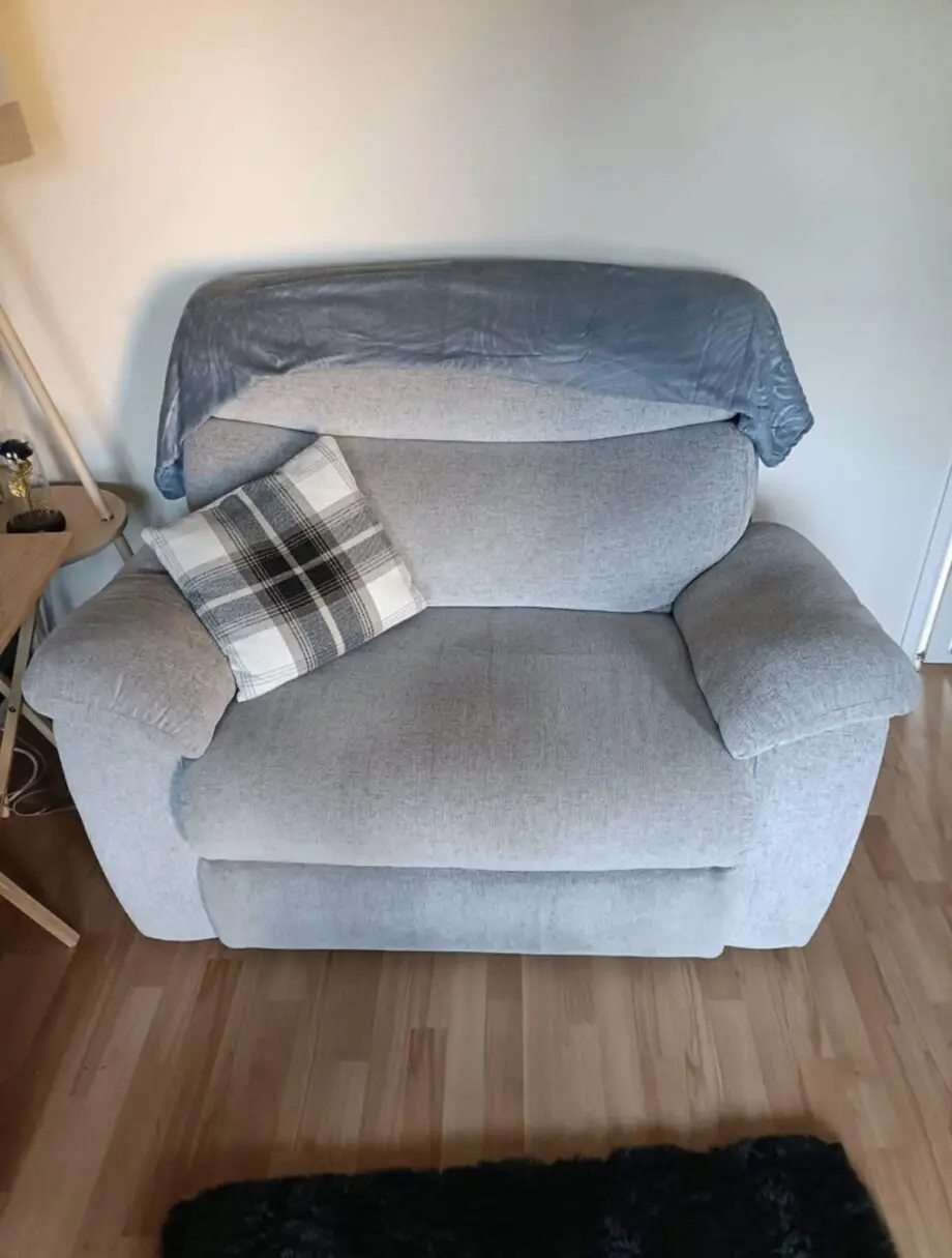 Cloud 2 seater recliner & love chair recliner
