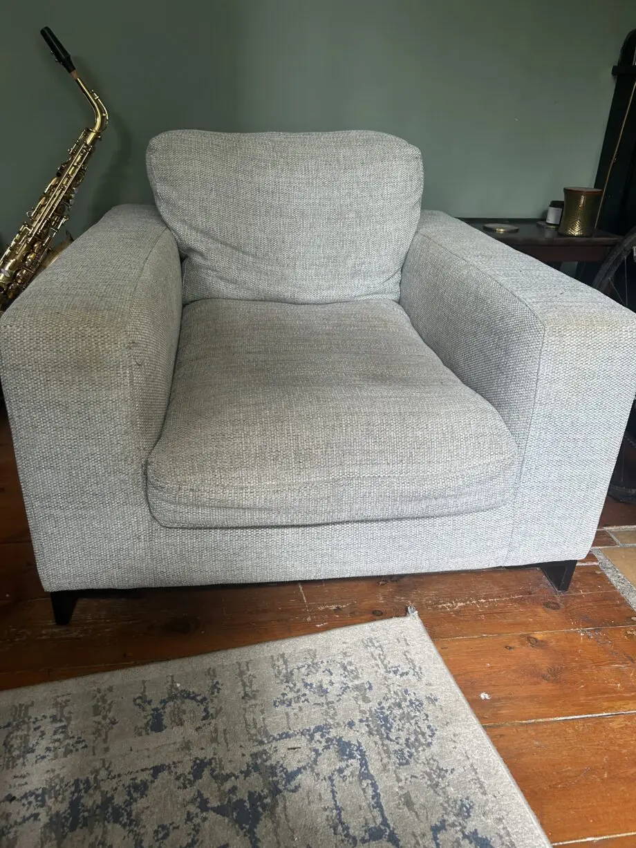 DFS Deep Armchair